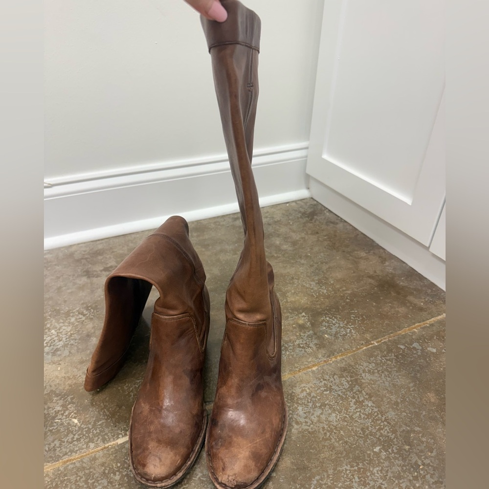 Women’s Frye Co. Rory Scrunch - Picture 11 of 13